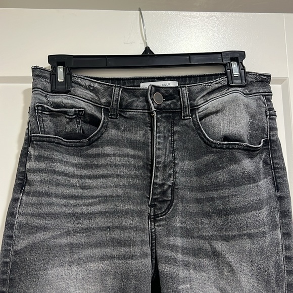 BKE Jean Womans 29x29.5 Mid Rise Distressed Billie Skinny Fit Denim - Picture 4 of 6